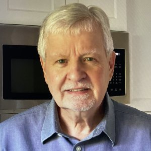 Dr. James Leach MD, at RBI Wellness Center in Loudon, TN Dr. James Leach MD, at RBI Wellness Center in Loudon, TN